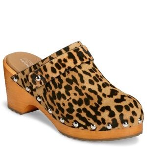 AEROSOLES Martha Stewart Dorian Leopard Print Mules Clogs with Studs sz 7 NWOB